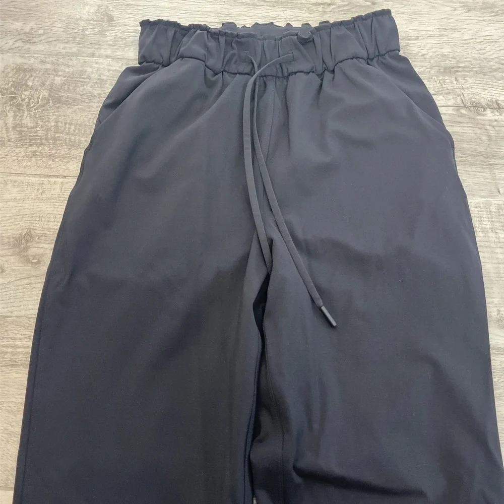 Lululemon Women's Stretch High Rise Joggers Full Length Black LW5CV4S Size‎ 2 - Picture 2 of 5